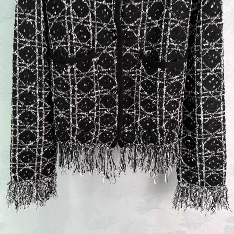 chr1st1an D10r outwear